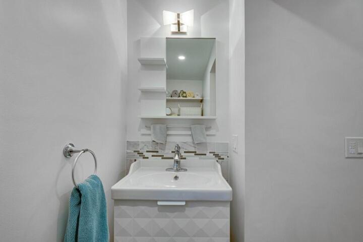 2br Dog-friendly In 2-fam - Comfy Retreat Boston
